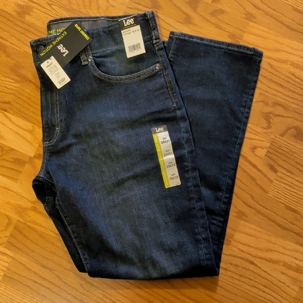 Lee NWT Men's Extreme Motion Dark Blue Slim Straight Jeans